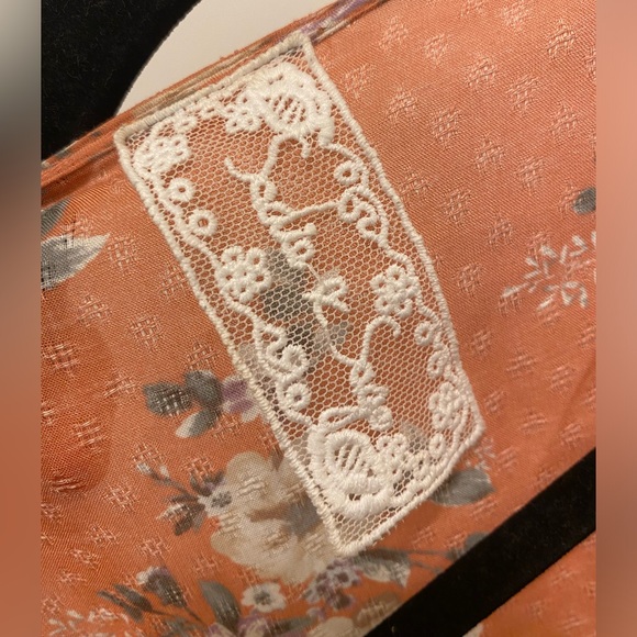 Sadie & Sage Plunge Neck Mini Dress Size Large Peach Floral - Picture 10 of 10